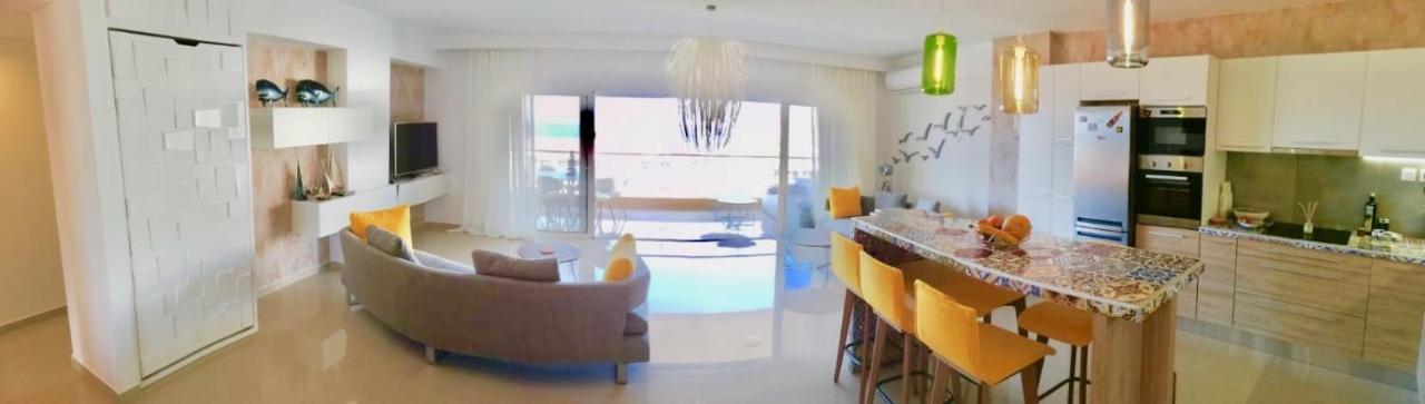 W Apartment Chania  Buitenkant foto